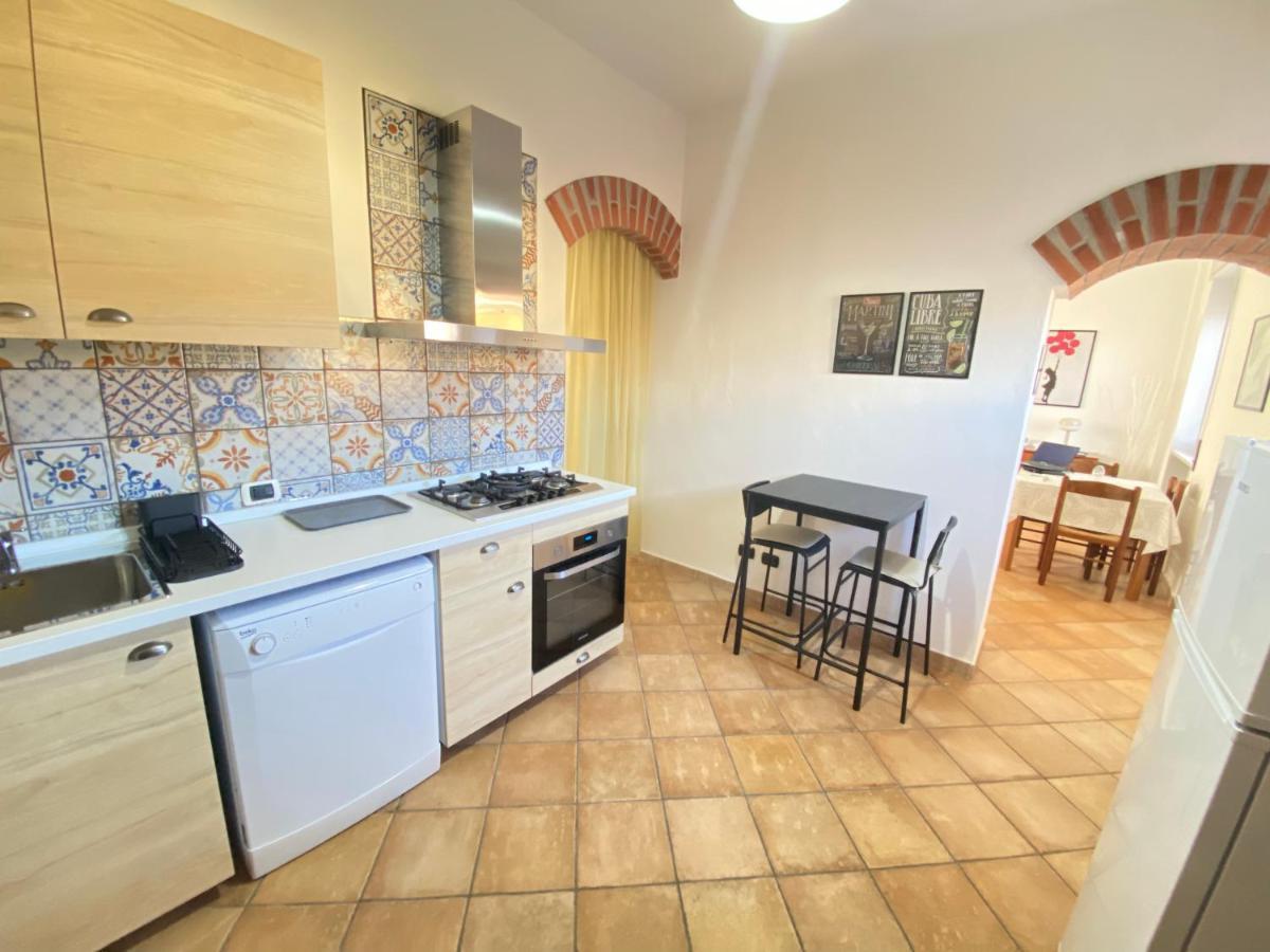 Apartamento La Discografica, Elegante E Spaziosa Per Gruppi Trezzano Rosa Exterior foto